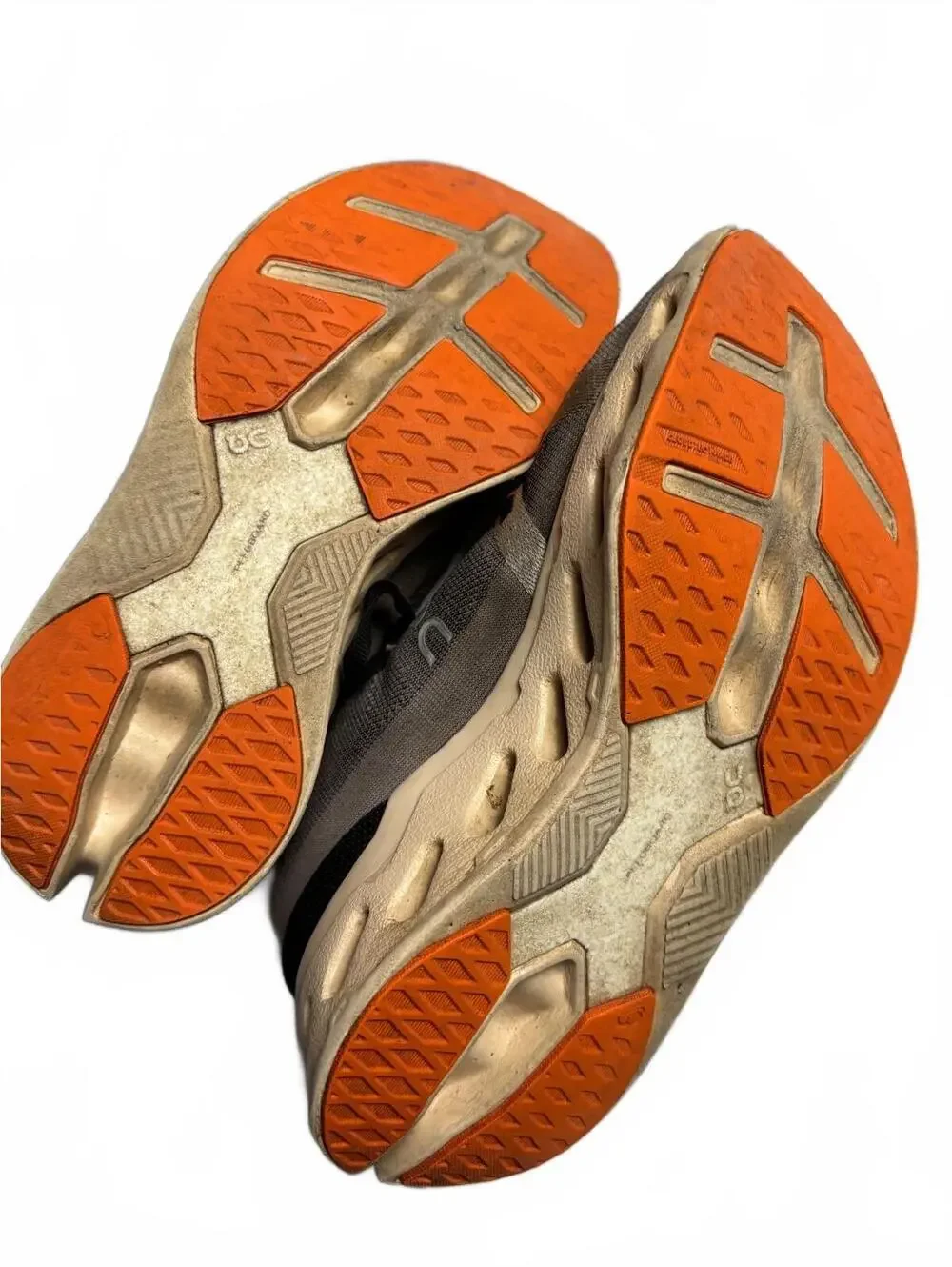 Oncloud womens Running Shoes Size 12 Gray and Kh